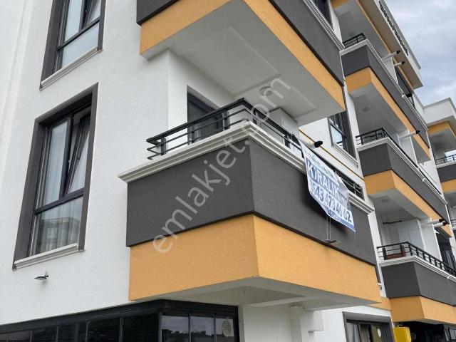 Hisardan Körfez De T.konut Blv.de Full Eşyalı Kiralık 1+1 Daire