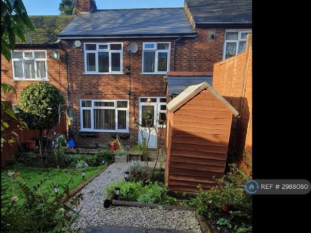 Hitchin Road, Luton, LU2 3 bed terraced house to rent £1,650 pcm £381 pw