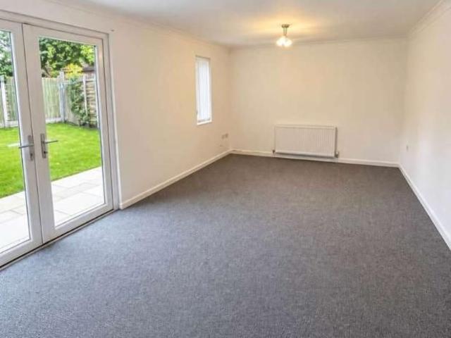 Hitchins Close, Runcorn, WA7