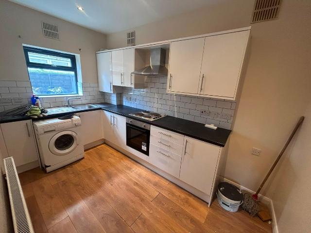 Hither Green Lane, London SE13, 1 bed flat to rent, £1,650 pcm | PrimeLocation