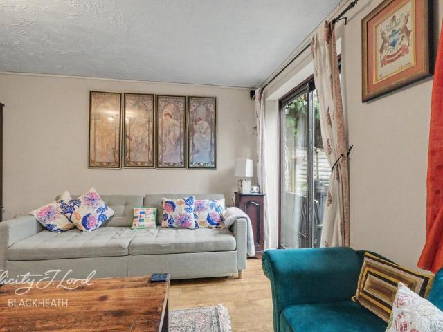 Hither Farm Road, LONDON 3 bed end of terrace house to rent £2,640 pcm £609 pw
