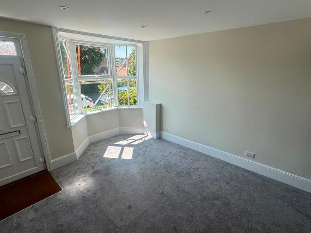 Hivings Hill, Chesham HP5, 3 bed property to rent, £1,900 pcm | PrimeLocation