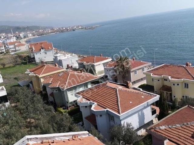 Hoşköy Mahallesi Denize Sıfır Site İçerisinde Harika Bir Seçim !