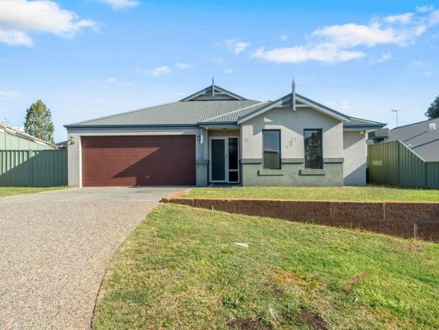 Enough Room for a Pool, Workshop or Granny Flat!