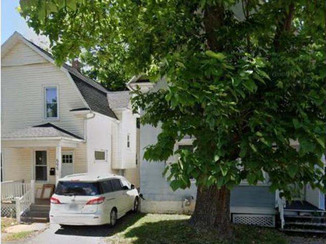 HOME AVAILABLE FOR RENT