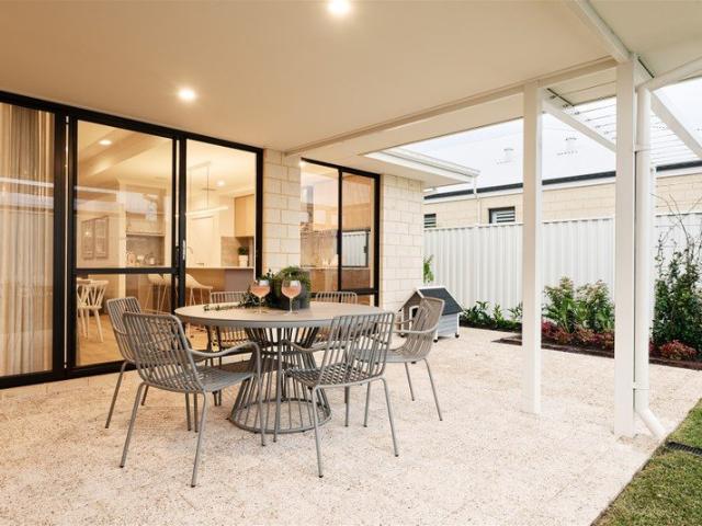 HOME AND LAND PACKAGES Find Your New Home In Lakelands