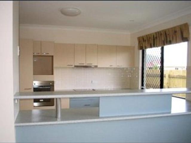 Home Close to Schools, Shops and Parks