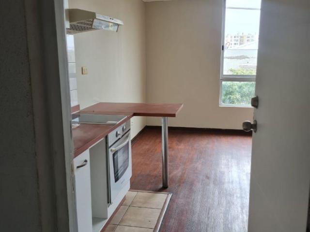 Home Estudio un Ambiente. Cercano Metro Rondizzoni