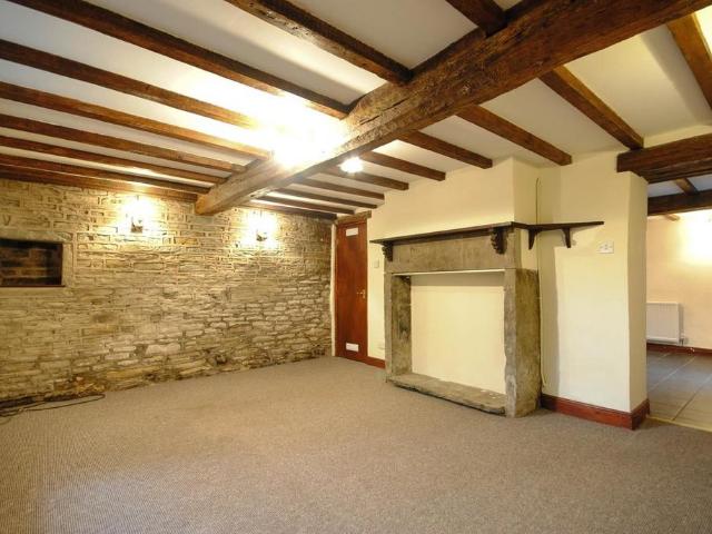 Home Farm Cottage, Wigan 2 bed cottage to rent £950 pcm £219 pw