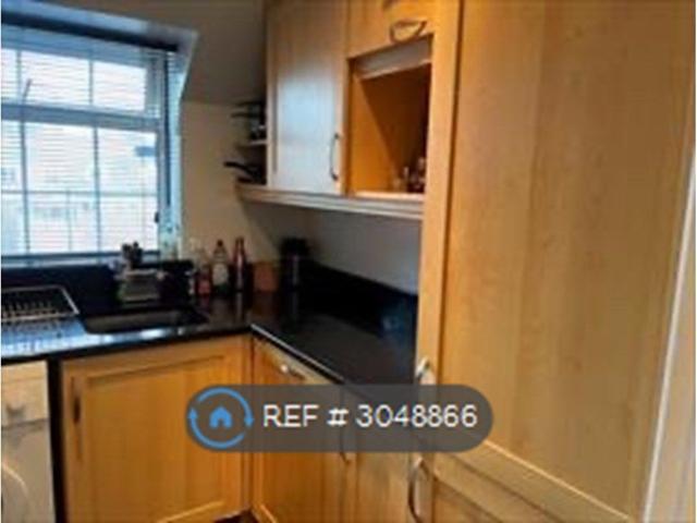 Leek Wootton, Warwickshire CV35, 2 bed flat to rent, £1,350 pcm | PrimeLocation