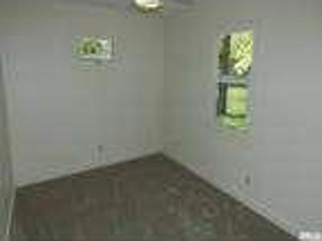 Home For Rent In Manito, Illinois