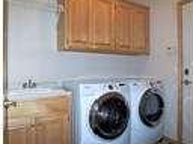 Home For Rent In Maple Grove, Minnesota