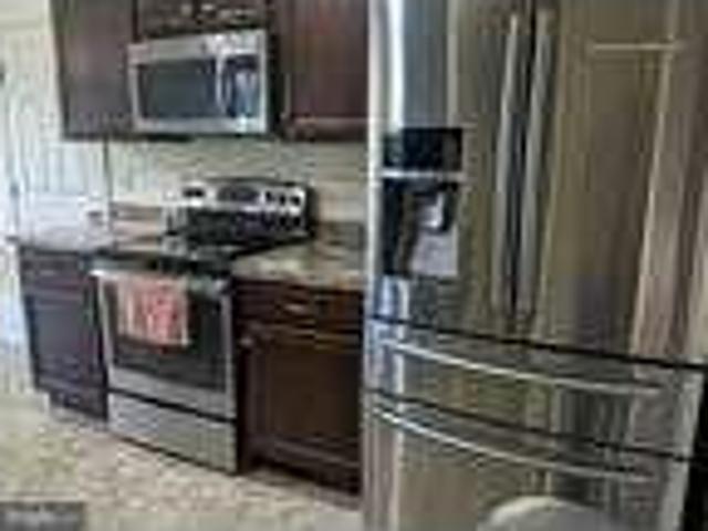Home For Rent In Mechanicsburg, Pennsylvania