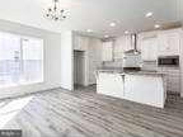 Home For Rent In Mechanicsburg, Pennsylvania