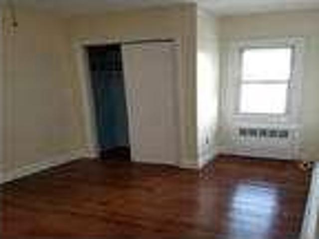Home For Rent In Merrick, New York