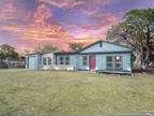 Home For Rent In Mico, Texas