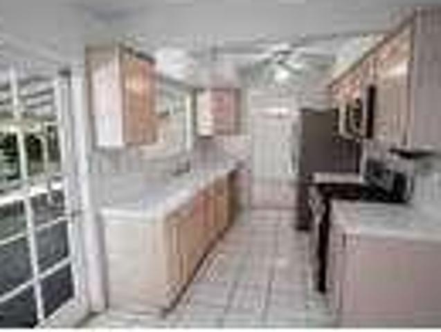 Home For Rent In Newhall, California