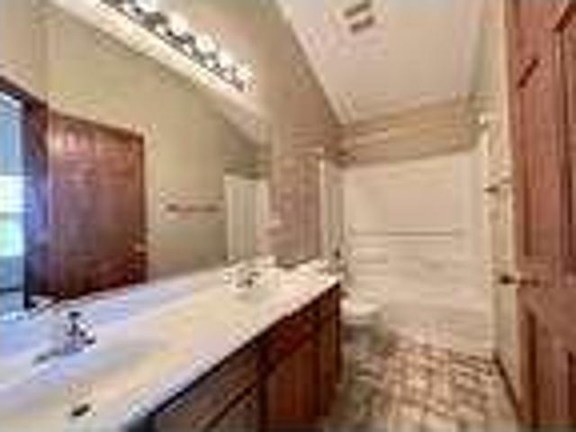 Home For Rent In Algonquin, Illinois