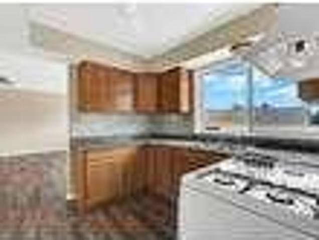 Home For Rent In Burbank, Illinois