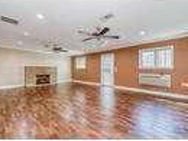 Home For Rent In Bellaire, Texas