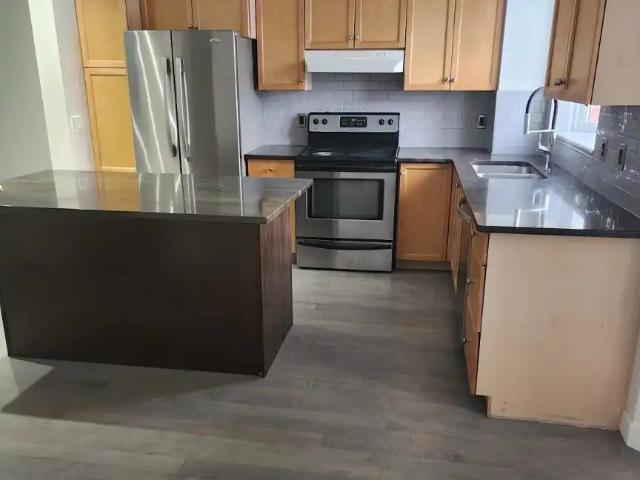 Home For Rent In Coventry Hills