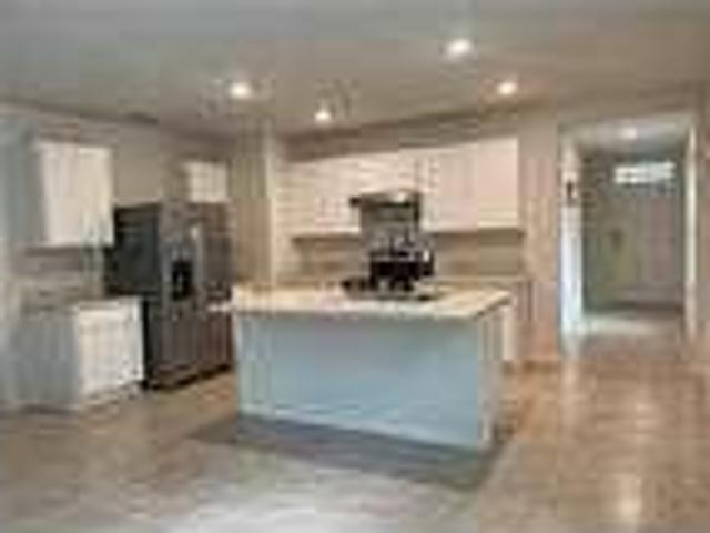 Home For Rent In Deland, Florida