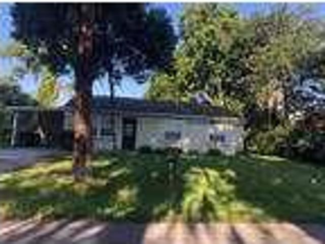 Home For Rent In Edgewater, Florida