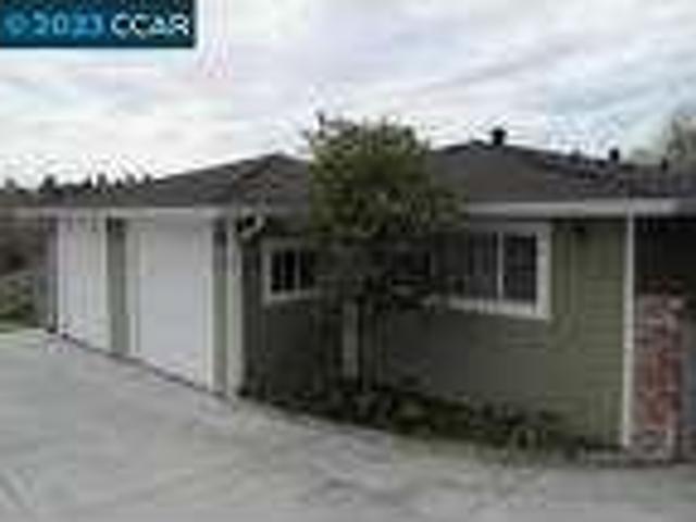 Home For Rent In El Sobrante, California
