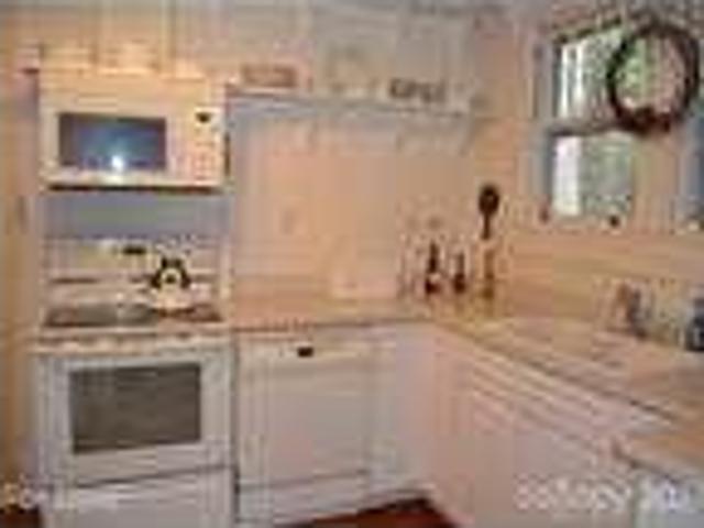 Home For Rent In Fletcher, North Carolina