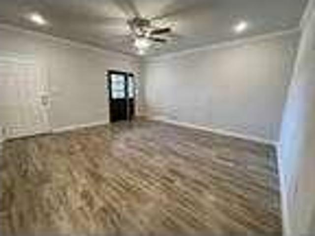 Home For Rent In Granbury, Texas