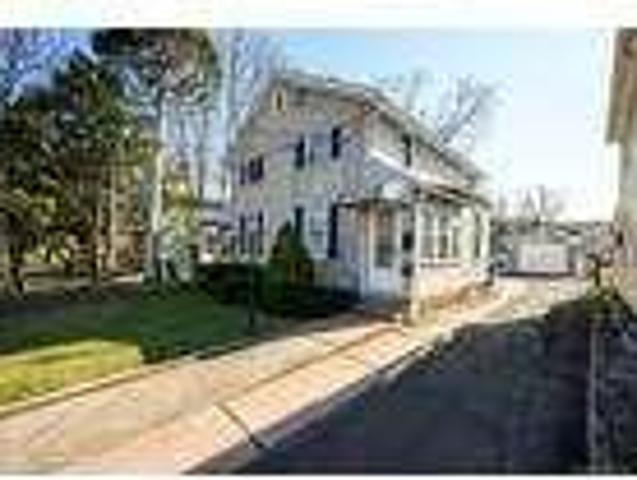 Home For Rent In Hamden, Connecticut