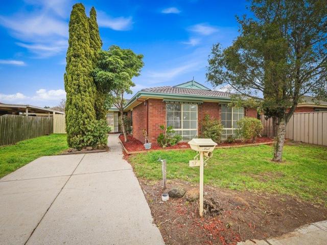 HOME FOR RENT IN HOPPERS CROSSING