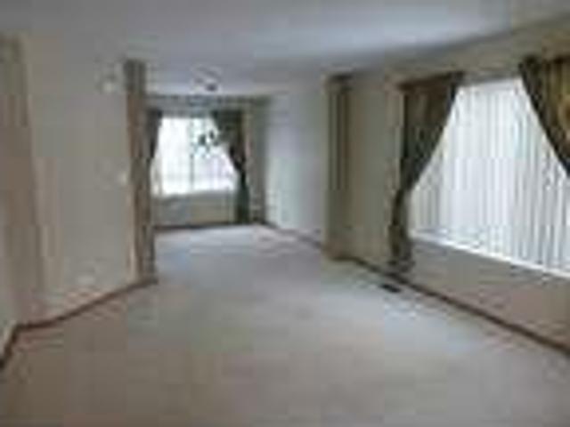 Home For Rent In Lake In The Hills, Illinois