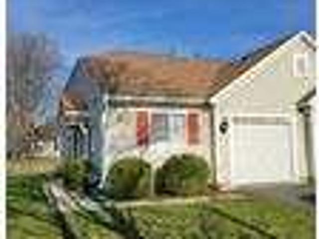 Home For Rent In Lake In The Hills, Illinois