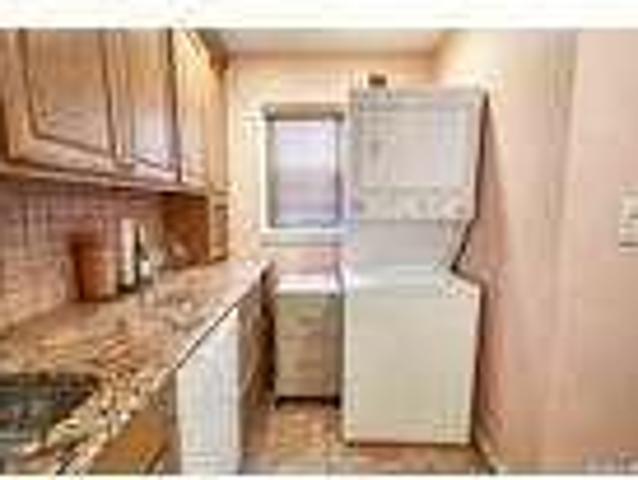 Home For Rent In Laurelton, New York