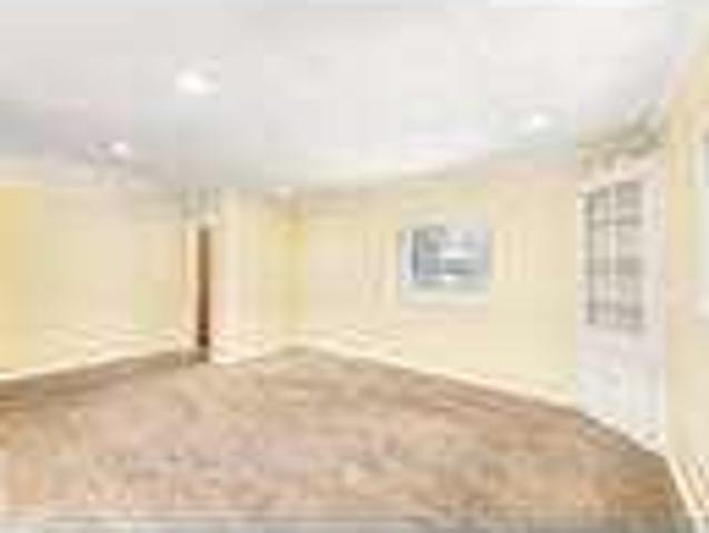 Home For Rent In Livonia, Michigan