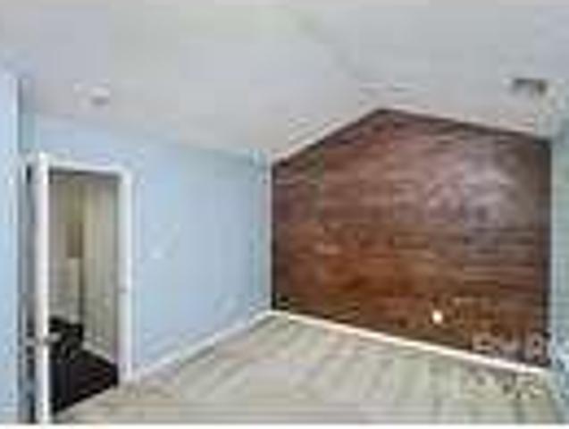 Home For Rent In Pineville, North Carolina