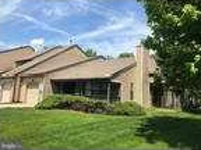 Home For Rent In Robbinsville, New Jersey