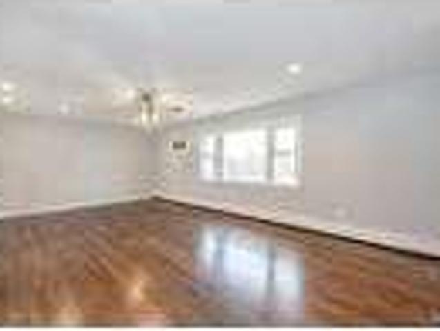 Home For Rent In Saddle Brook, New Jersey