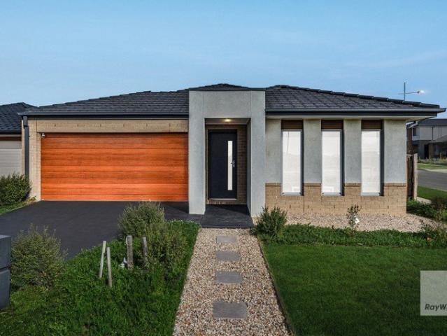 HOME FOR RENT IN WERRIBEE