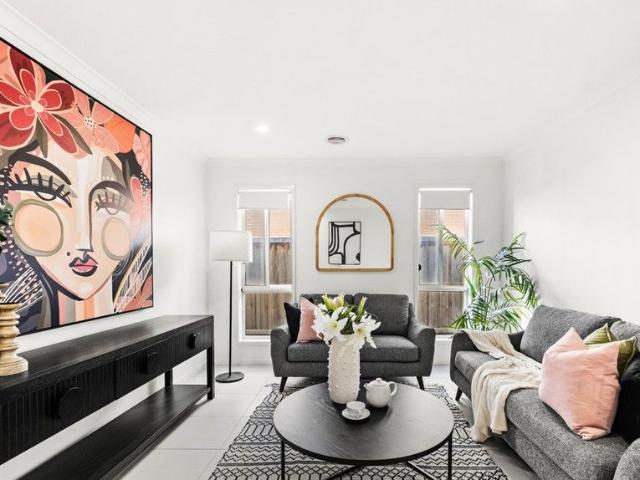 HOME FOR RENT IN WERRIBEE