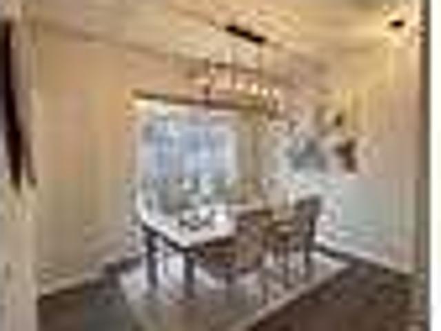 Home For Rent In Woodridge, Illinois