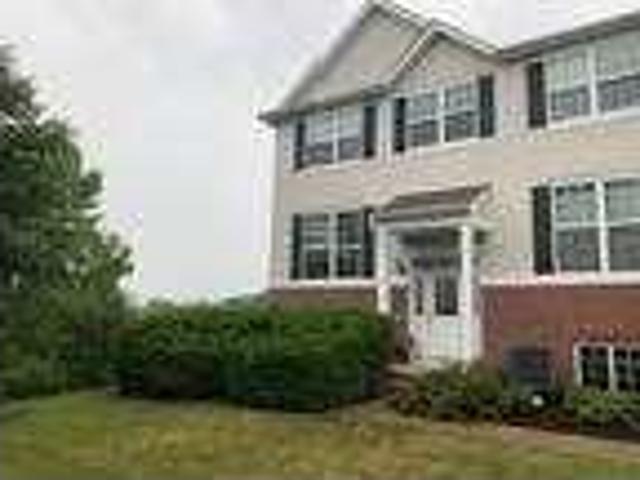 Home For Rent In Yorkville, Illinois