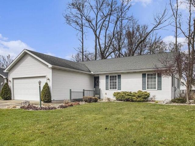 Home For Sale In Osceola, Indiana