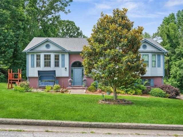 Home For Sale In Buford, Georgia