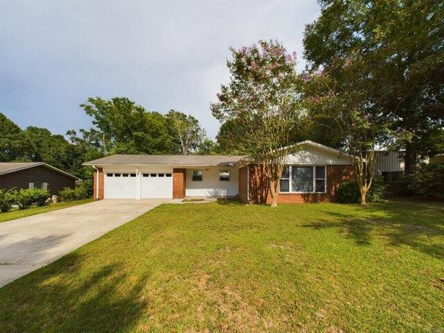 Home For Sale In Enterprise, Alabama