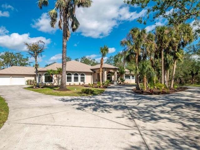 Home For Sale In Lake Suzy, Florida