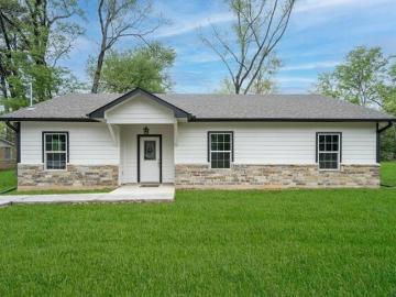 Home For Sale In Longview, Texas