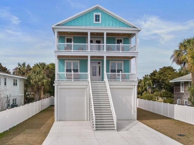 Home For Sale In Pawleys Island, South Carolina