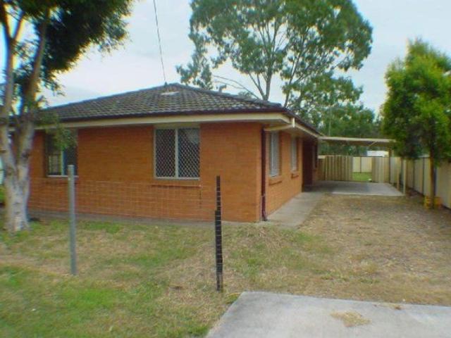 Home for Sale in Raceview. Place offers before 5pm Saturday 26th September. Must sell